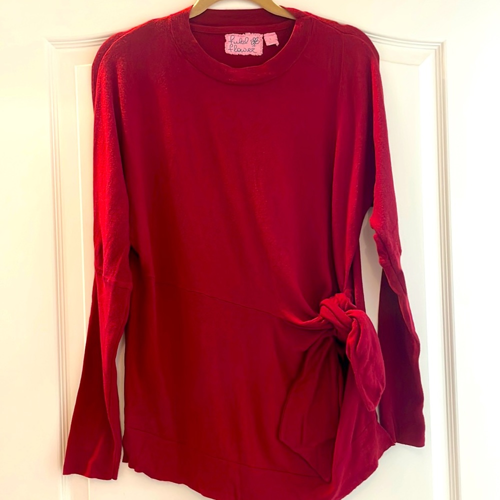 Perfect fall sweater lightweight tie at the waist makes you look slim